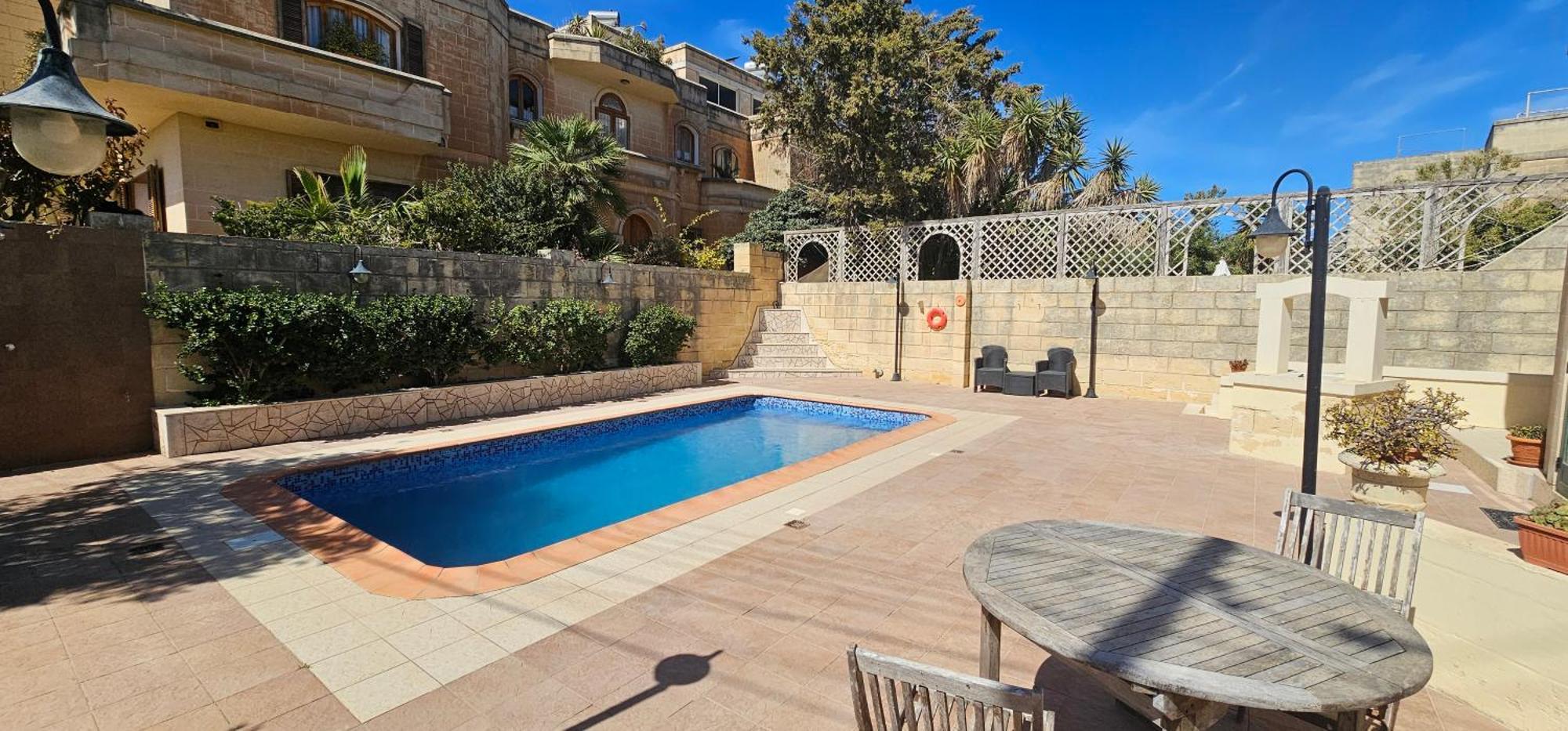 Poolside, 2 Bedroom Flatlet Is-Swieqi Екстериор снимка